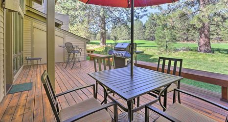 Others 2 Bend Townhome w/ Golf Course Views & Private Deck!