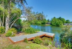 Others 6 Dog-friendly Retreat w/ Dock & Waterfront Views