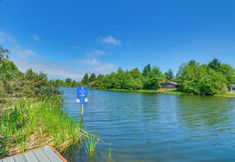 Others 7 Dog-friendly Retreat w/ Dock & Waterfront Views