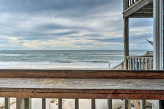 Lain-lain 4 Chic Oceanfront North Topsail Beach Condo w/ Deck