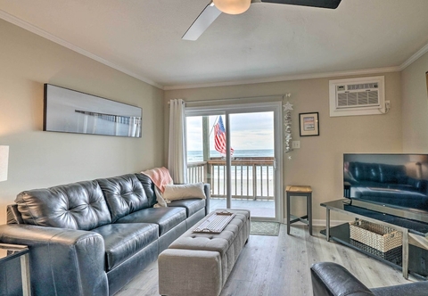 Lain-lain Chic Oceanfront North Topsail Beach Condo w/ Deck