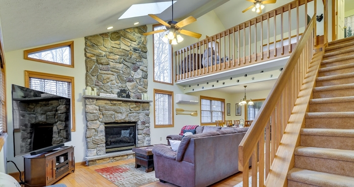 Lain-lain Cozy Big Bass Lake Home With Hot Tub & Game Room!