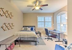 其他 2 Gorgeous Plano Townhome w/ Patio & Grill!