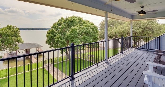 Others Granbury Home w/ Dock, Lake Access & Grill!