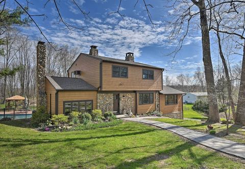 其他 Lovely Highland Home w/ Pool & Hot Tub!