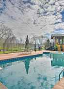 Primary image Lovely Highland Home w/ Pool & Hot Tub!