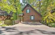 Others 3 Picturesque Pigeon Forge Cabin w/ Mtn Views!