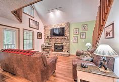 Others 4 Picturesque Pigeon Forge Cabin w/ Mountain Views