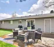 Others 4 Pet-friendly Oregon Vacation Rental With Patio!
