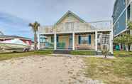 Others 6 Serene Surf City Hideaway - Walk to Beaches!