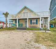 Others 6 Serene Surf City Hideaway - Walk to Beaches!