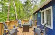 Lainnya 5 Lakefront Cabin w/ Deck, Games, & Views!