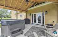 Others 2 Upstate Hideaway w/ Hot Tub, 13 Mi to Malone!