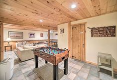 Others 3 Pet-friendly New York Cabin w/ Hot Tub & Game Room