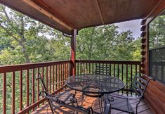 其他 6 Sevierville Cabin Stay w/ Spacious Deck!
