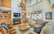 Others 3 Stunning Suncadia Resort Retreat w/ Hot Tub!