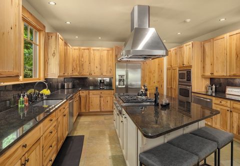 Khác Hot Tub & Game Room: Home in Cle Elum