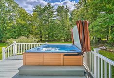 Lain-lain 7 Woodstock Getaway w/ Hot Tub ~ 2 Mi to Dtwn!