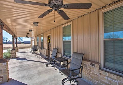Others Pet-friendly Anna Ranch on 13 Acres!