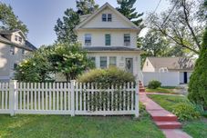 其他 11 Mi to Manhattan: Pet-friendly Duplex w/ Yard!