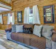 Khác 2 Cozy Eureka Springs Studio w/ Deck ~ 4 Mi to Town!