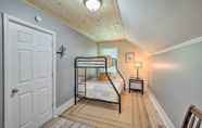 Lainnya 2 Cozy Manistee Getaway: Near Dtwn & Beach!