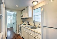 Others 5 Cozy Montgomery Home: Walk to Lake Conroe!