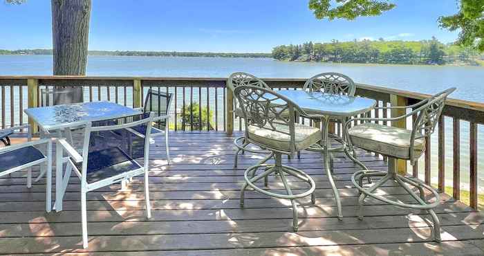 Others Lakefront Grant Getaway w/ Deck + Fire Pit!