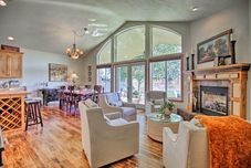 Others Polished Mcminnville House < 2 Mi. From Town!