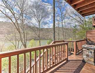 Lainnya 2 Mountainside Retreat: Stunning Watauga Lake Views!