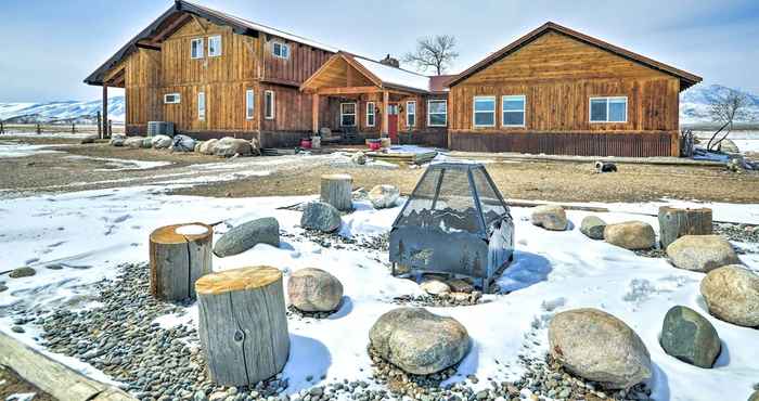 Others Private Powell Ranch Cabin w/ Mountain Views!