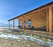 Lain-lain 2 Private Powell Ranch Cabin w/ Mountain Views!