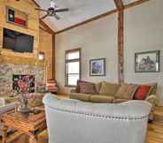 Lain-lain 4 Private Powell Ranch Cabin w/ Mountain Views!