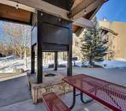 Others 4 Central Steamboat Condo w/ Indoor & Outdoor Pool!