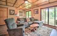 Lain-lain 5 Quiet Adirondack Cabin on Private Lake!