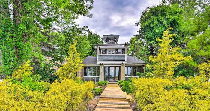 Lain-lain Waterfront Home on Harsens Island w/ Dock!