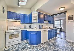 Others 3 Tonawanda Apartment Steps to Niagara River!