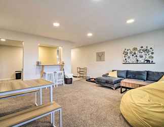 Others 2 Updated, Pet-friendly Apartment w/ Yard, Deck