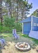 Imej utama Coastal PNW Gem w/ Hot Tub - Walk to Beach!