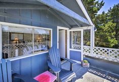 อื่นๆ 4 Coastal PNW Gem w/ Hot Tub - Walk to Beach!