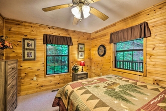 Others 4 Bryson City Cabin in Smoky Mountains w/ Hot Tub!