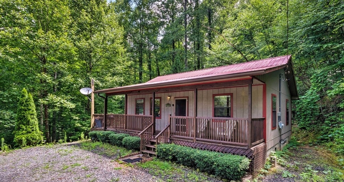 Others Bryson City Cabin in Smoky Mountains w/ Hot Tub!