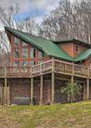 Imej utama Center Hill Lake Cabin w/ Wraparound Deck!