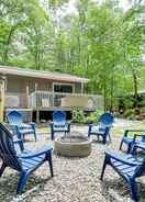 Imej utama Cozy Gouldsboro Home w/ Fire Pit in Big Bass Lake!