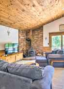 Imej utama Cozy North Conway Home: Walk to Slopes & Dtwn