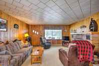 Others All-season Lakefront Mercer Vacation Rental