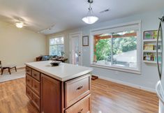 Others 7 Beautiful Pet-friendly Washougal Home w/ Fire Pit!