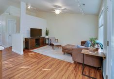 其他 2 Beautiful Pet-friendly Washougal Home w/ Fire Pit!