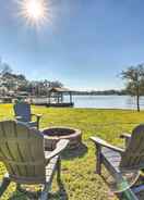 Imej utama Cozy, New-build Cabin: Steps to Lake Conroe!