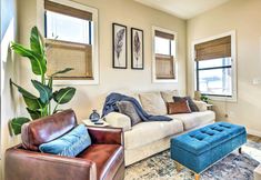 기타 3 Cozy, New-build Cabin: Steps to Lake Conroe!